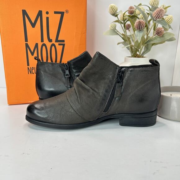 Miz Mooz Snap Wide Leather Studded Boot Ash Side Zip Women EU 41/10.5 Tried On - Picture 6 of 10